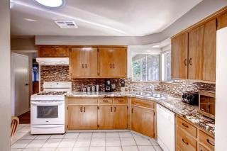 Lazy Bear Lodge - Oakhurst - 7