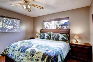 Lazy Bear Lodge - Oakhurst - 4