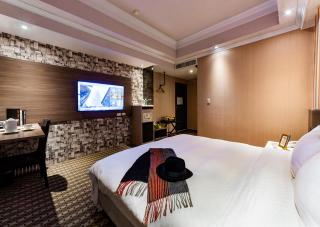 All Fun Business Hotel - Taichung - 1