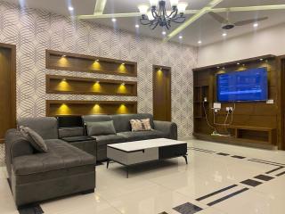 Luxury Guest House in Bahria Town - 8