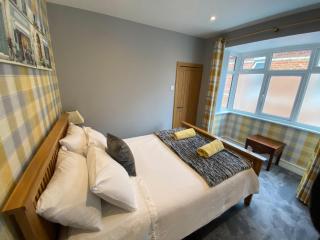 Charming 3 bed house and garden, pet friendly - 1