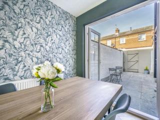 Luxury Townhouse 2BR Belfast's Best Area - Belfast - 6