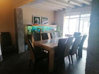 Villa élégante à Saint Clair-d'Arcey avec piscine privée - 1