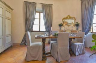 Maggio Frescoes by VacaVilla - Florence - 1