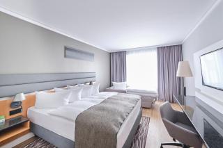 Holiday Inn Berlin Airport - Conference Centre by IHG - Schönefeld - 5