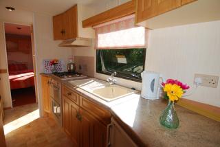 Flemings White Bridge Self-Catering Mobile Home Hire - Killarney - 3