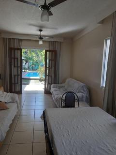 Casa em Buraquinho - 6