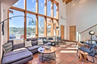 ‘Casa al Reves’ Pueblo-Style House with Views! - 7