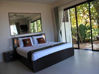 The Waterfront Hotel at Fishermans Village - 2