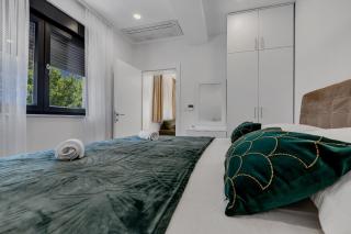 Laurus Makarska Accommodation - 3