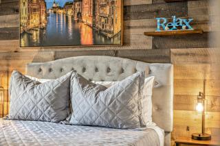 Picturesque Hotel Room with Private Balcony in Waikiki! - Honolulu - 8