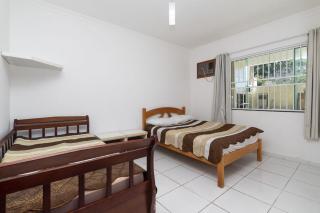 CASA JACUÍ A 350 METROS DA PRAIA - Bombinhas - 1