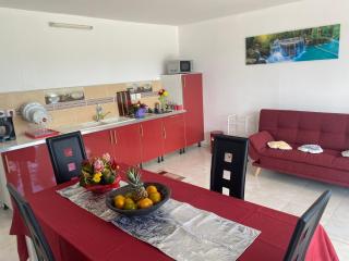 Studio situé en bas de villa - Le Moule - 2