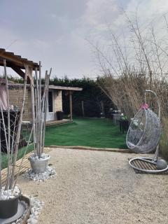 LE REFUGE ZEN HEBERGEMENT ATYPIQUE A LA SEMAINE AVEC BUNGALOW, CABANE, BULLE ET SPA - Montpouillan - 6