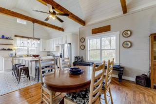 Holbert House - 3