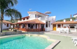 Stunning Home In Ricadi With Wifi - Ricadi - 2