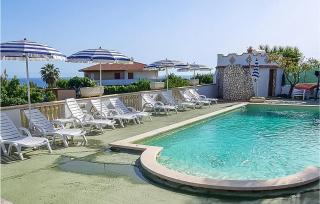 Stunning Home In Ricadi With Wifi - Ricadi - 1