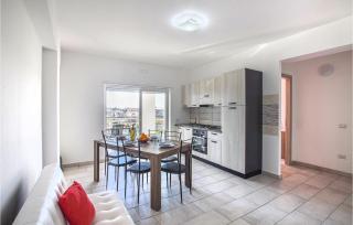 Gorgeous Apartment In Nicotera Marina - Nicotera Marina - 9