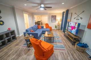The Drover House by USAO in Chickasha, Fenced Yard, King Bed, Smart TV, High Speed WIFI & Covered Parking - 4