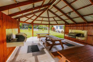 Kooyong Apartment 1 - 3
