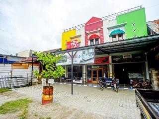 OYO Life 90587 Domen Homestay Syariah - 7