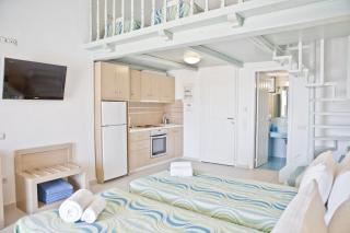 Niriides Homes & Villas - 6