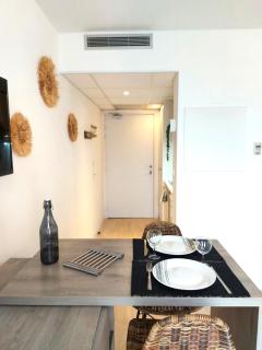 L'ETHNIK--STUDIO TOUT CONFORT--CLIM--PARKING--WIFi - Lourdes - 5