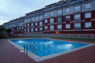 Desconectaengalicia La Perla, piscina y parking - 1