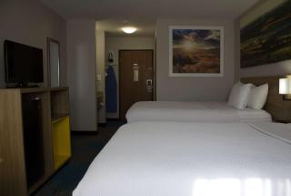 Days Inn by Wyndham Colby - Colby - 4
