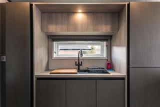 Rueben's Lodge with Hot Tub - 5