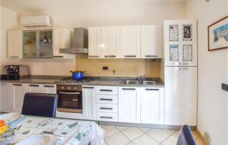 Awesome Apartment In Vibo Pizzo - Vibo Valentia - 3
