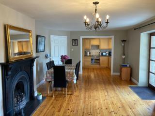 Beautiful & Quiet Countryside Setting in Kinsale - Cork - 0