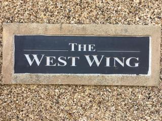 The west wing @ Hatchbank house with indoor hot tub - 4