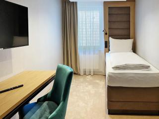 DORMERO Hotel Reutlingen - Reutlingen - 4