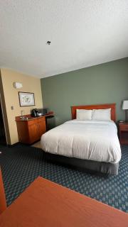 The Frobisher Inn - 2