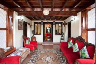 Sardar Bahadur's Heritage Bungalow Estate Stay - Napoklu - 6