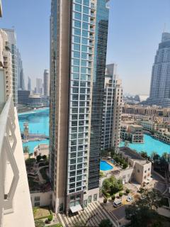 White Sage - Fountain View Stylish Apt With Spacious Terrace - Dubai - 0