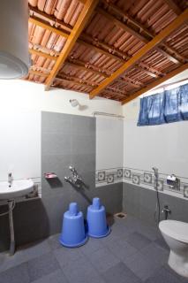 Sardar Bahadur's Heritage Bungalow Estate Stay - Napoklu - 8