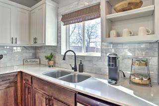 Stylish OKC Farmhouse with Garden - Close to OU - Oklahoma City - 1