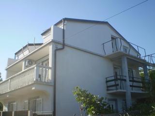 Apartment in Novi Vinodolski with sea view, balcony, air conditioning, Wi-Fi (3667-1) - Novi Vinodolski - 0