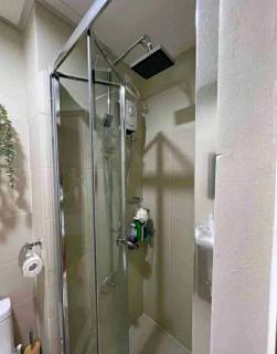 Cozy 1BR with balcony at Fame Residences - Manila - 2