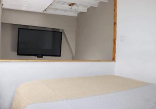 La Cabane - Au cœur d'un village médiéval - 5