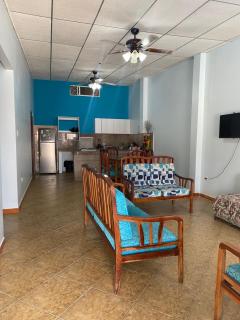 Casa con piscina en salinas cerca del mar - 1