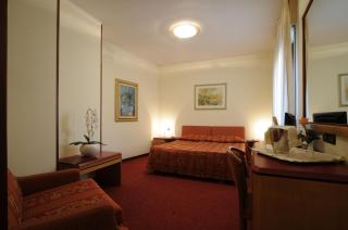 Hotel Cristallo - 1