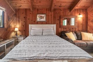 Azalea Pine Bungalow - 5