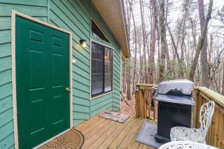 Azalea Pine Bungalow - 9