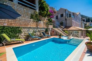 Luxury Beachfront Villa Dubrovnik Palace with private pool and jacuzzi by the beach in Dubrovnik - Dubrovnik - 2