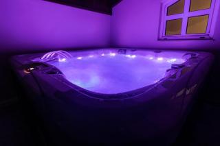 Villa Ventus, 40sqm private pool & hot tub! - Roussospítion - 9