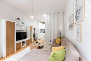 Lóios 1BR Flat Downtown by LovelyStay - 5