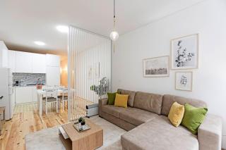 Lóios 1BR Flat Downtown by LovelyStay - Porto - 0